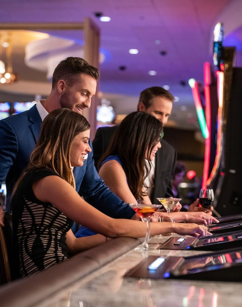 Le Merigot At Tropicana Евансвіл Екстер'єр фото